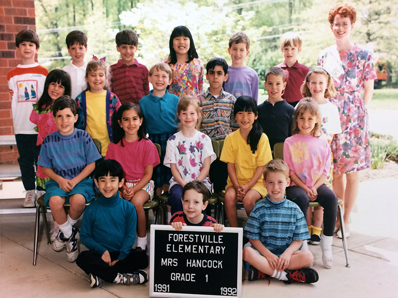Mrs. Hancock's class portrait from the 1991 to 1992 school year. 20 students and one teacher are shown. 